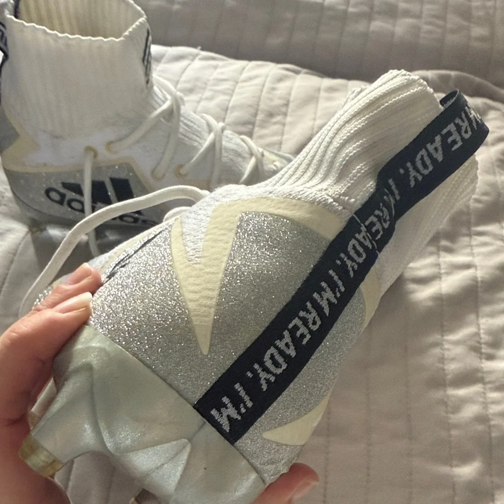 adidas White & Silver High-Top Soccer Cleats with Cream Accent 9.5